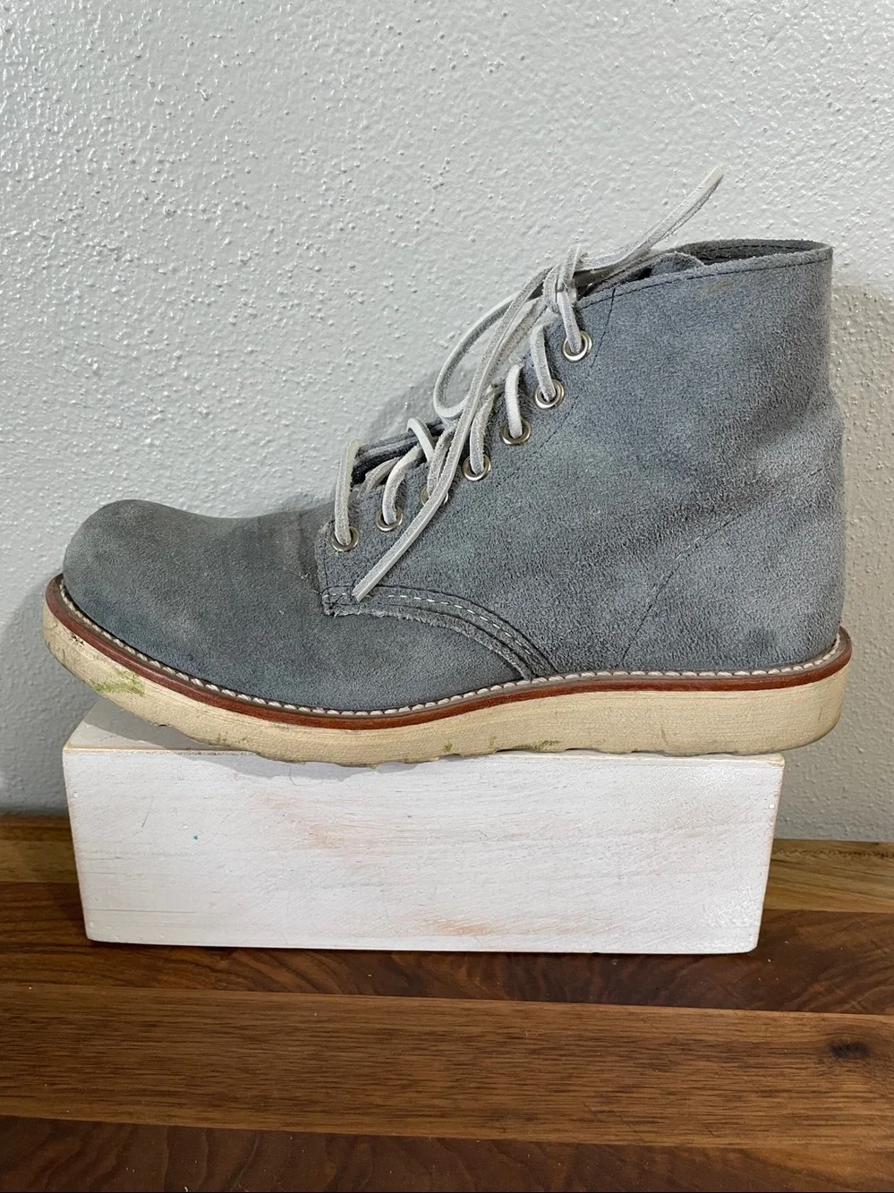 Red Wing Gray Suede Steel Toe Lace Up Chukka Boots M6.5D W8-8.5 Workwear Shoe